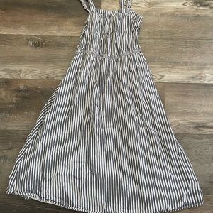 Old Navy Monochrome Striped Maxi Dress like new size SP